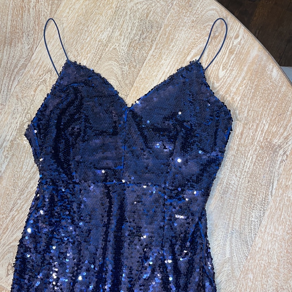 Akira Shine & Sparkly Navy Sequin Midi Dress - Picture 7 of 9